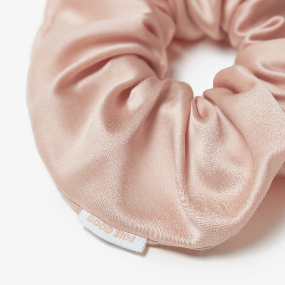 blush jumbo silk scrunchie close up